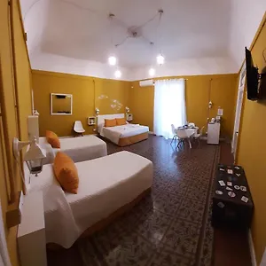 bb-kike.taorminaitalyhotels.com/