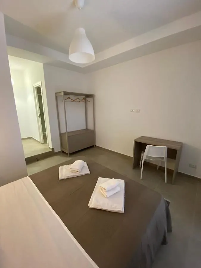 Aeroporto Katane Rooms Katania