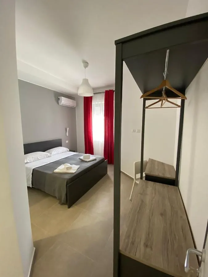 Aeroporto Katane Rooms Katania Pensjonat