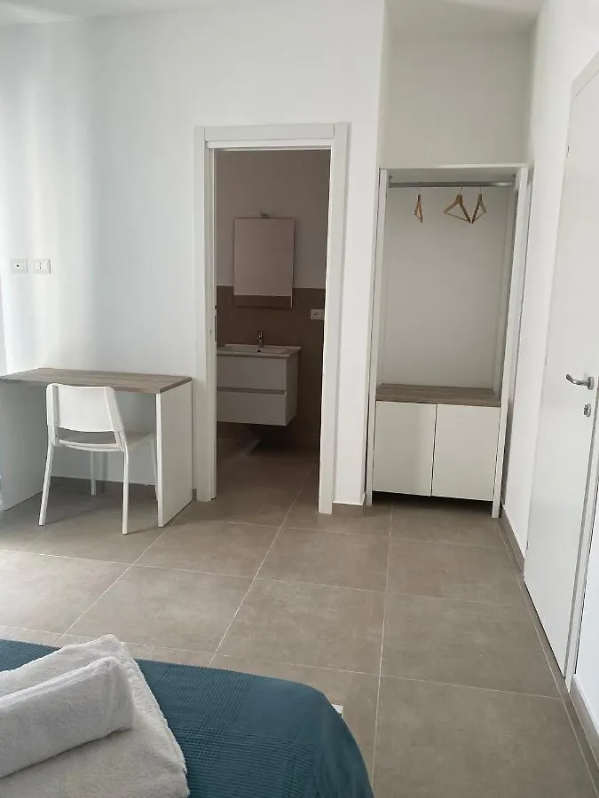 Aeroporto Katane Rooms Katania Pensjonat